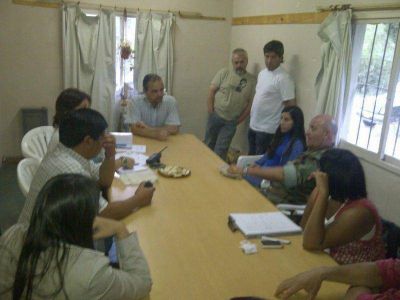  Vecinos de Los Coihues pidieron m�s seguridad en la zona 