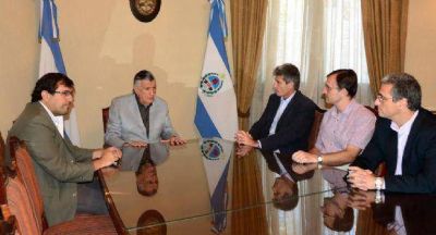 El gobernador recibi� al presidente de Delphi y se habl� de la situaci�n de los empleados