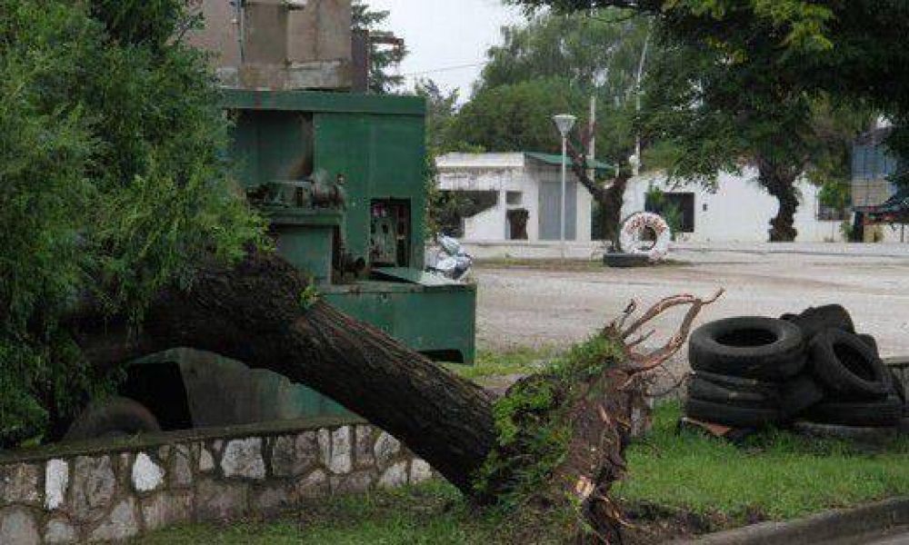 Lento retorno a la normalidad de zonas afectadas por la tormenta