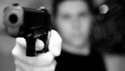Corrientes: Tres delincuentes robaron a punta de pistola una moto