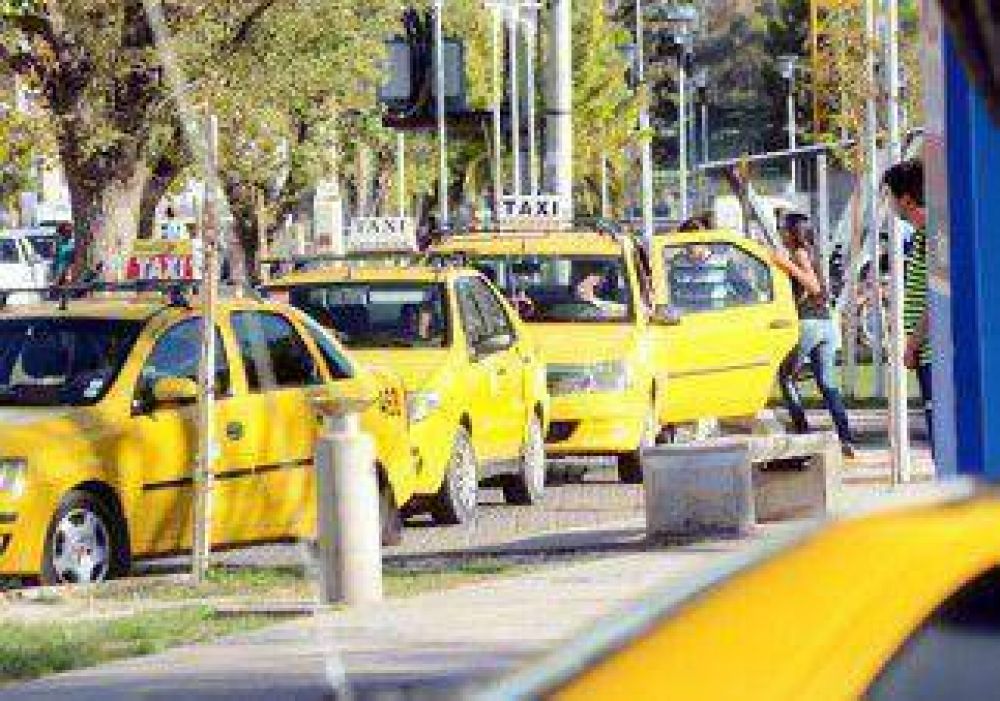Los vecinos van a pagar m�s caro el viaje en taxi 