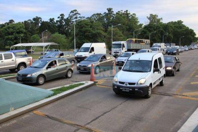 En la primera quincena del a�o ingresaron m�s de 200.000 veh�culos a la provincia