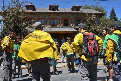 Trabajadores de ATE ocuparon intendencia del Parque Nacional Nahuel Huapi