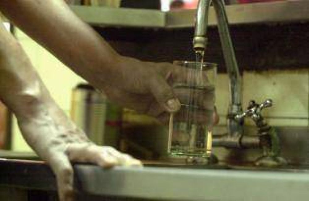 El Ersept oficializa que la suba de la tarifa del agua es del 30%