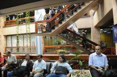 Sojeros tucumanos sortean restricciones del Banco Naci�n