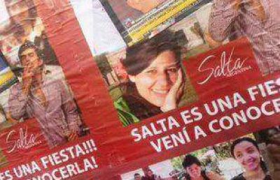 Empapelaron la ciudad con afiches que dicen �Salta es una fiesta�