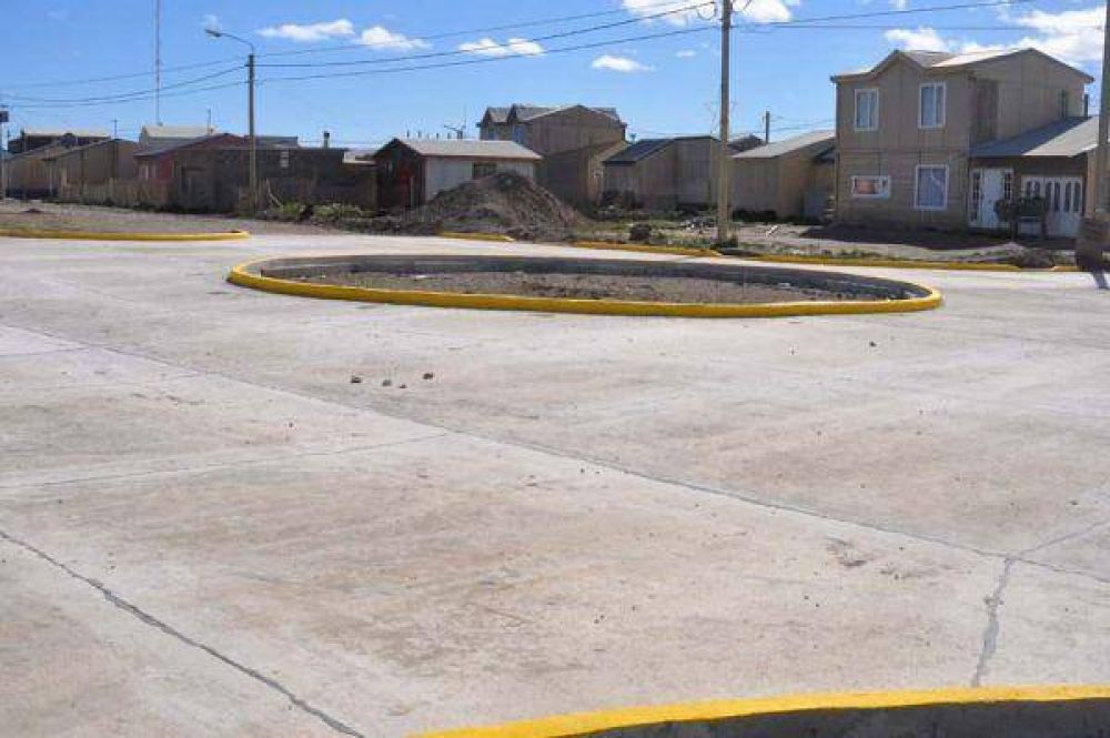 Rotondas en la Margen Sur: �Nos satisface ver el avance de las obras� dijo Alejandro Nogar