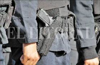 Formaci�n policial en debate tras la detenci�n de cuatro efectivos