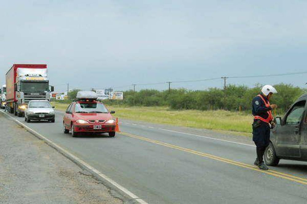 Por recambio tur�stico piden transitar con precauci�n por sectores de las rutas 9 y 34