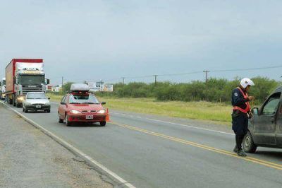 Por recambio tur�stico piden transitar con precauci�n por sectores de las rutas 9 y 34