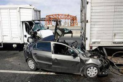 Autopista Buenos Aires-La Plata: un muerto en un choque m�ltiple