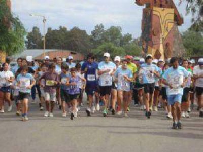 Se largan los 10 Km. en la �II� Edici�n Marat�n de la Flor�
