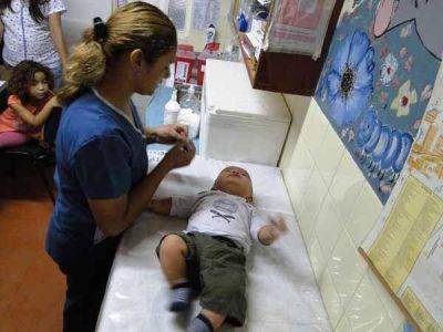 Pusieron en marcha la vacunaci�n que protege a los ni�os contra el rotavirus