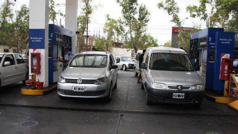 Termin� el paro y habr� combustible