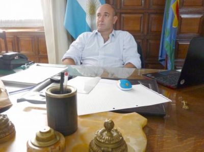 Petroni sigui� de cerca la situaci�n de familias afectadas por la lluvia
