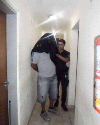 Vendedor de bolsas de consorcio con pedido de captura