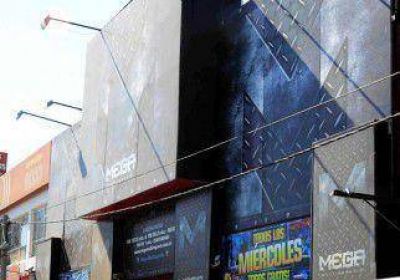 Clausuraron El Mega por la presencia de menores 