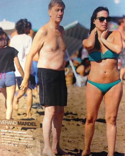 Binner toma sol con su novia, 35 a�os menor que �l, en las playas de Mardel