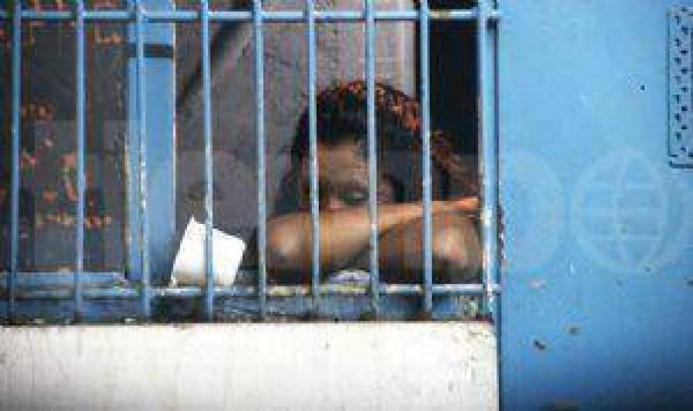 La detuvieron por prostituir a su hija de 14 a�os