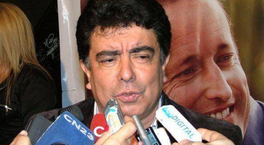 Sobre la chicharra, el PJ Bonaerense difundi� respaldo a la Presidenta por la causa AMIA