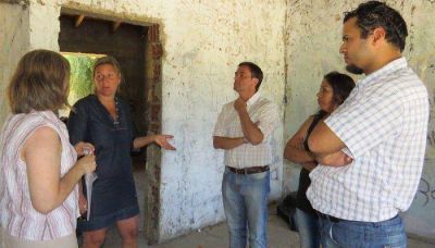 Municipio recupera espacios comunitarios barriales 