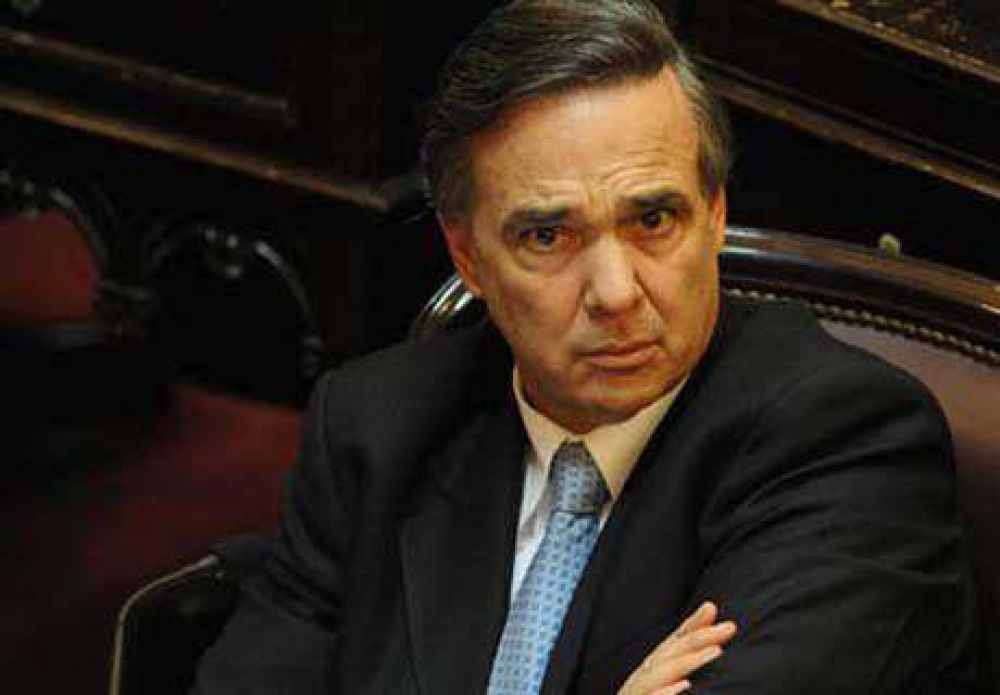 Pichetto se�ala que el legislador L�pez es �del ala violenta del sindicalismo�