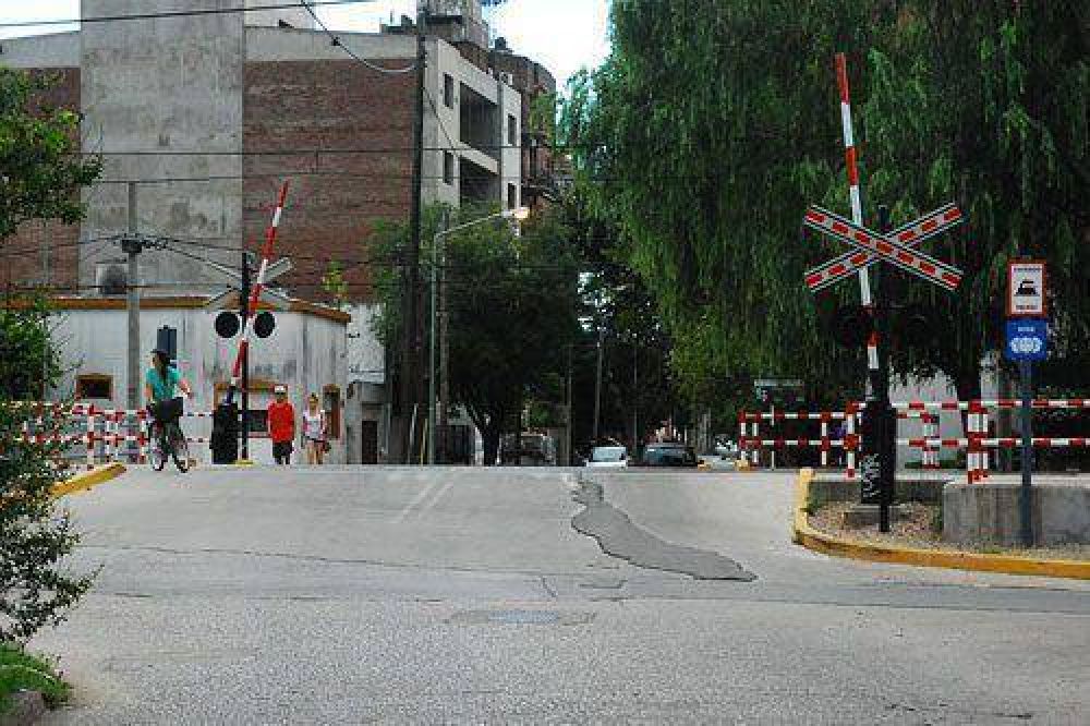 Nuevo paso bajo nivel del Tren Mitre en la calle Chacabuco en Tigre 