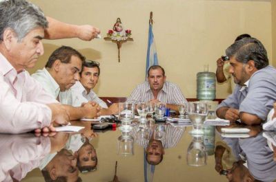 Tras el descargo buscan consenso para la destituci�n