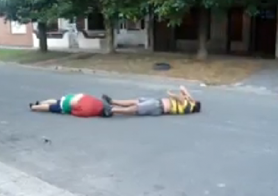 Cayeron de una camioneta en movimiento siguiendo al plantel de Boca