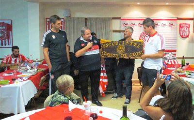Agasajaron a Estudiantes en Mar del Plata     