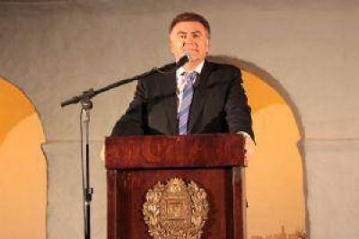Amaya defendi� la �transparencia� de su gesti�n