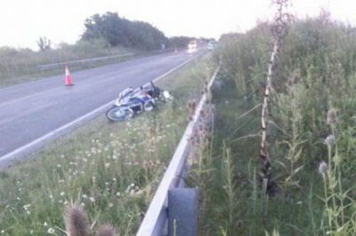 Falleci� el conductor que se cay� de la moto en la ruta 20