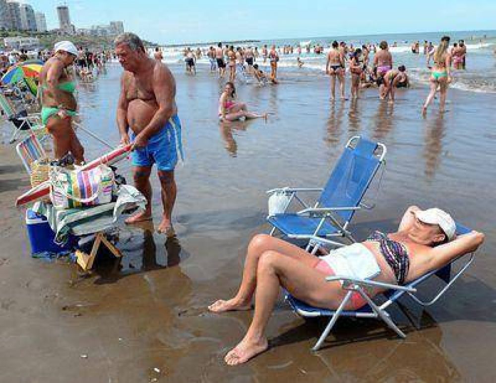 Un domingo h�medo y c�lido que permiti� disfrutar de la playa