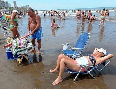 Un domingo h�medo y c�lido que permiti� disfrutar de la playa