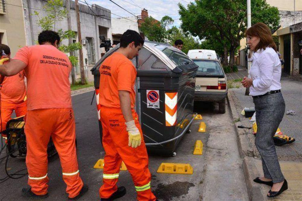 La Municipalidad instal� nuevos contenedores de basura