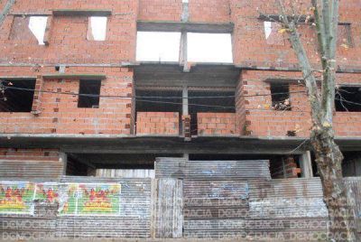 Construcci�n: fue un buen a�o pero �la obra p�blica est� parada desde 2008�