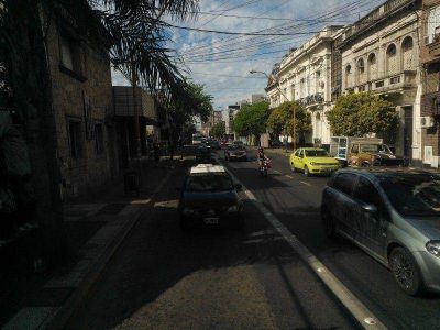 El Municipio santafesino analiza ampliar el carril exclusivo a otras arterias