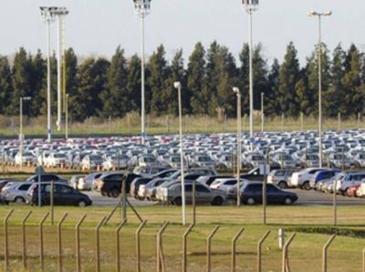 La industria santafesina retrocedi� en 2014 por el sector automotriz