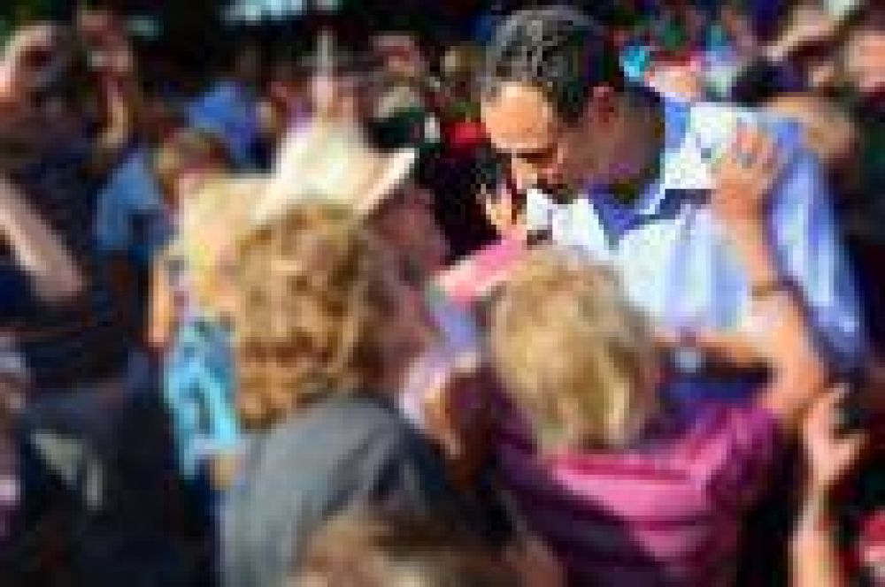 Apuntes de verano en La Plata: Entre encuestas, encuestadores, �gur�s�, �humo� y realidades