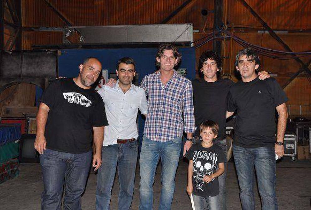 Federico Ugo y Nicol�s Scioli junto a la banda 