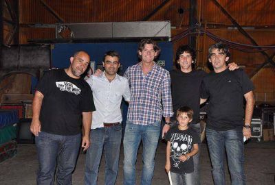 Federico Ugo y Nicol�s Scioli junto a la banda 