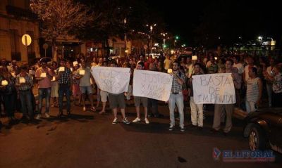 Marcha con velas para exigir la �verdad�