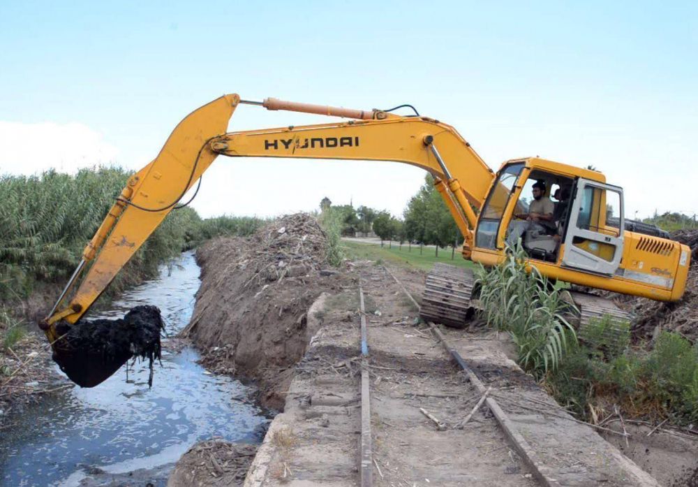 Trescientos camiones de residuos se retiraron para evitar inundaciones en Guaymall�n