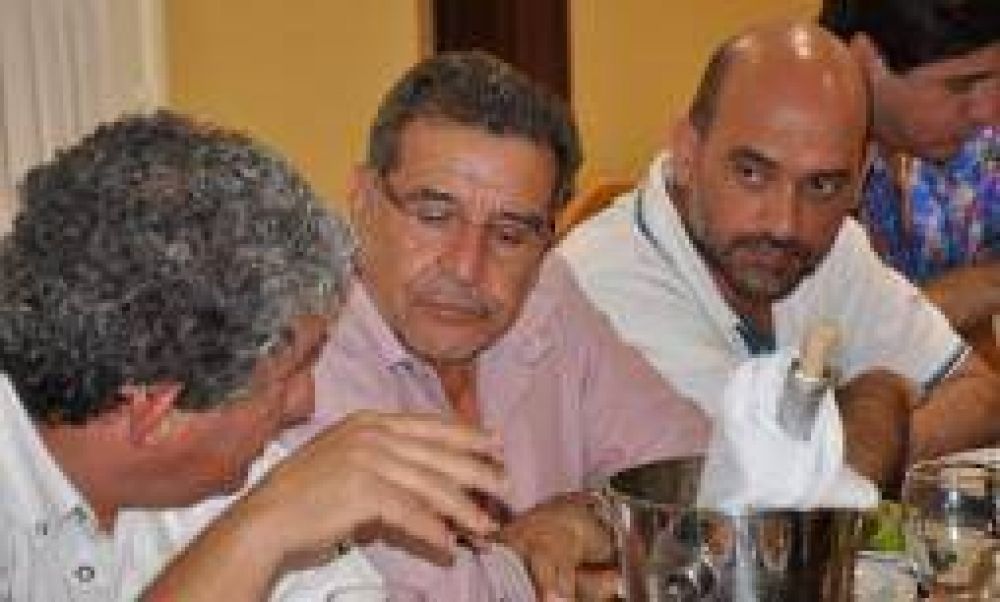 Beder retom� la actividad junto a precandidato a gobernador