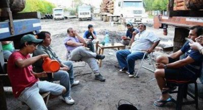 Tanineros fueron despedidos y solicitan la intervenci�n del Gobierno provincial