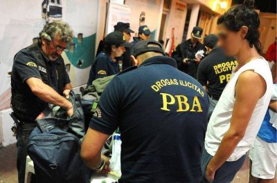 Operativo por drogas en �Mute�: 37 personas detenidas