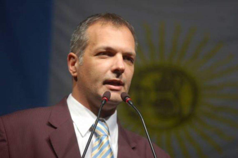 Buzzi: �El camino a la verdad nos tiene que encontrar unidos�