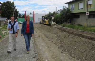 Se inici� la primera etapa del plan de pavimentaci�n 75 Cuadras