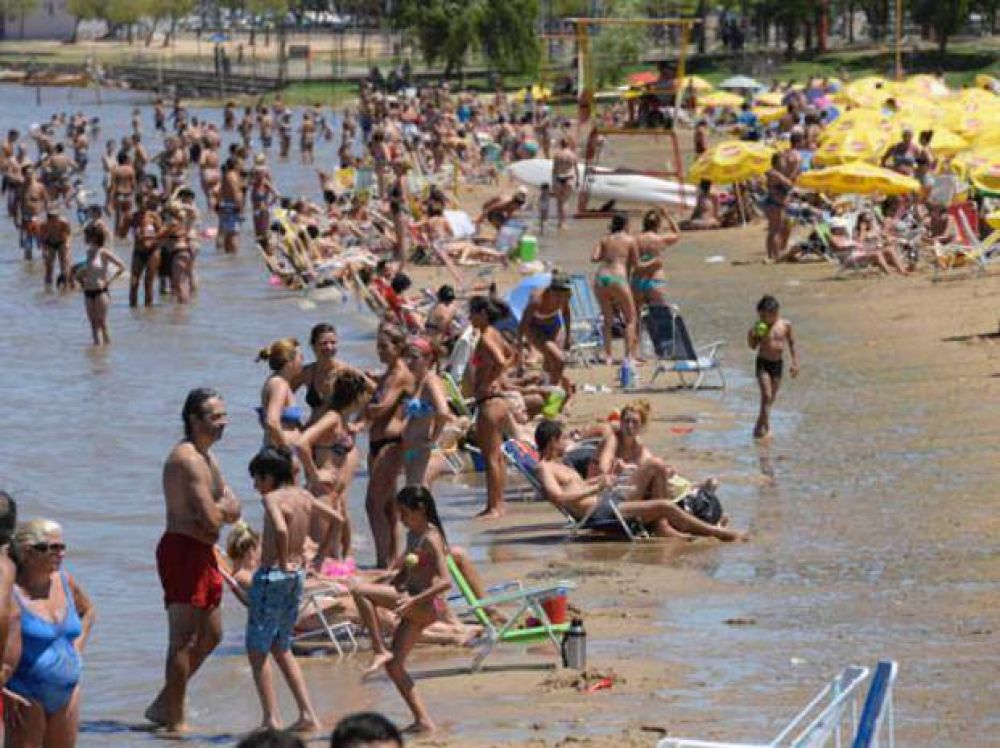 Una v�bora inofesiva apareci� en La Florida: la devolvieron a la isla