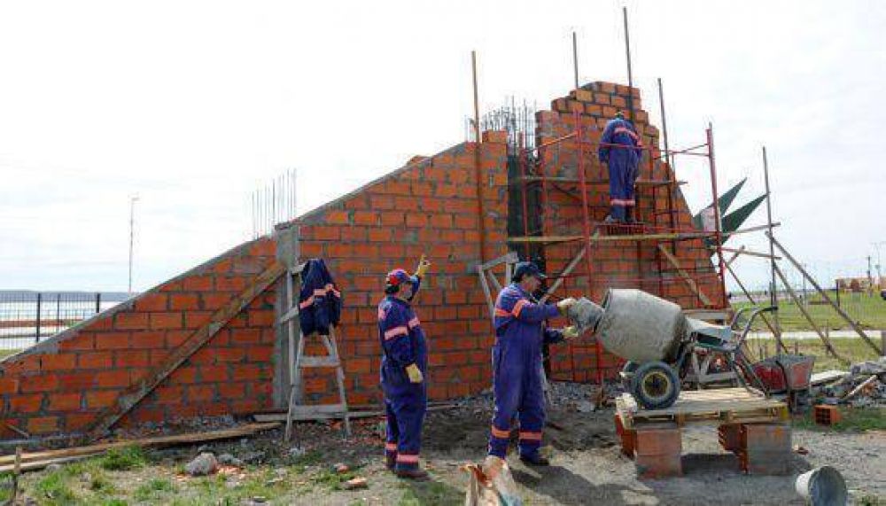 Contin�a la ejecuci�n de la obra de las 250 viviendas y tareas de mantenimiento
